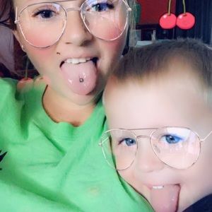 Meet your Posher, Kassie